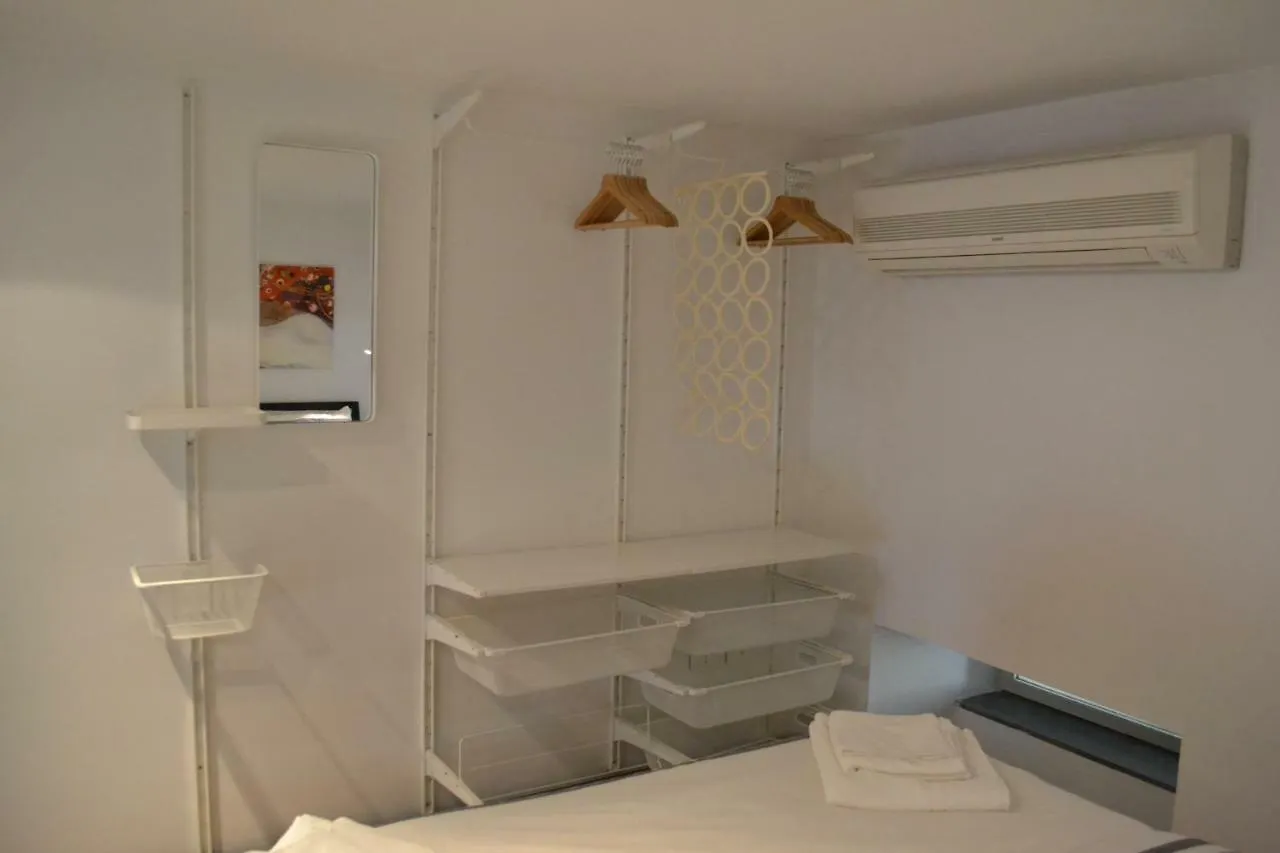 Casa Giuffrida Vila Catânia 0*,